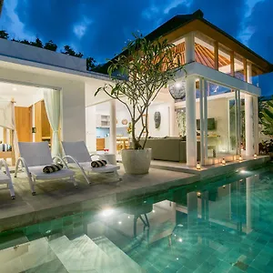 Kobe Beachside Berawa Location Villa Canggu (Bali)